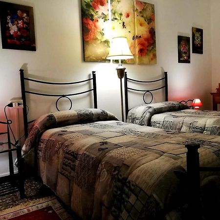 B&B Rosa Samarate ภายนอก รูปภาพ