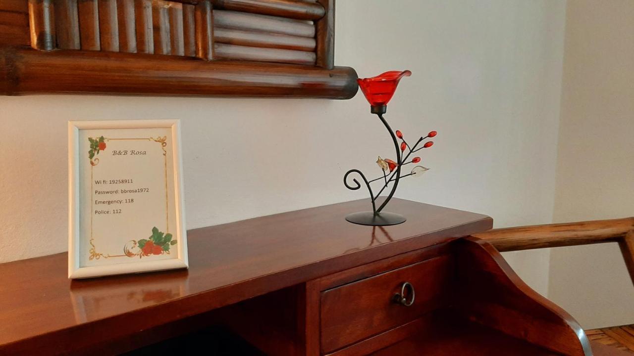 B&B Rosa Samarate ภายนอก รูปภาพ