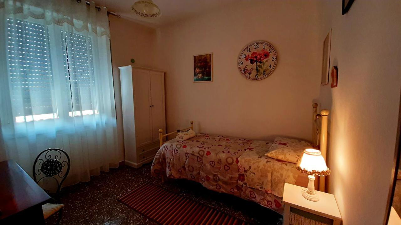 B&B Rosa Samarate ภายนอก รูปภาพ